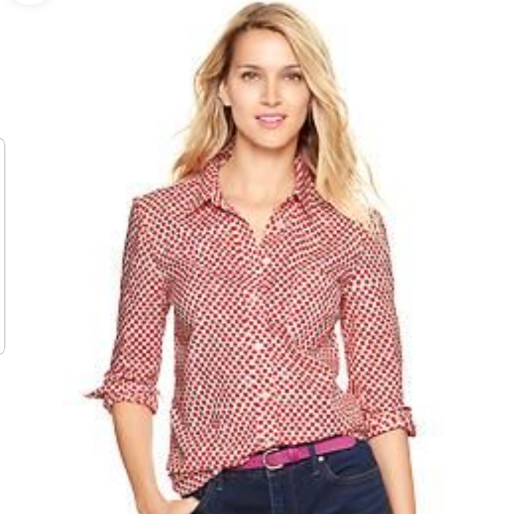 GAP white red polka shirt The fitted boyfriend